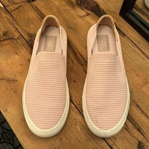 Women’s Ugg slip on sneakers.